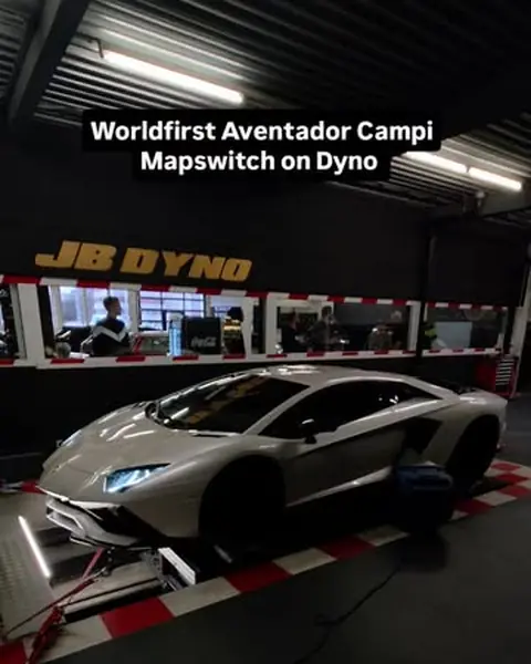 Lamborghini Aventador